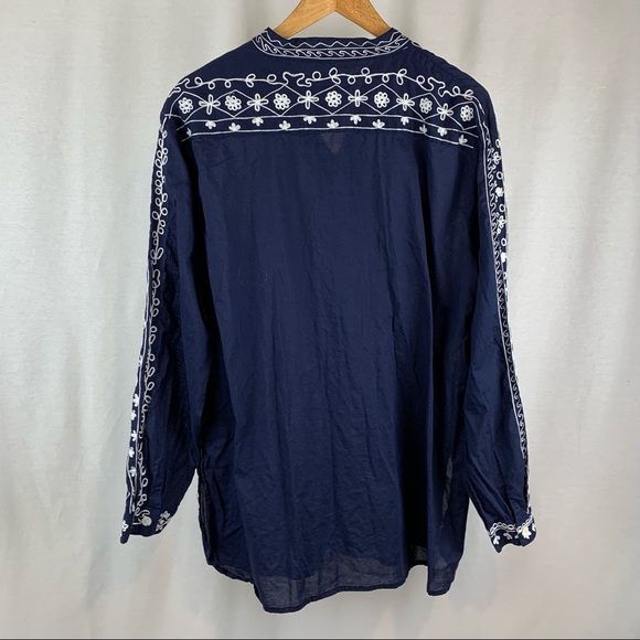 Chicos Navy Embroidered Long Sleeve Button down shirt, Size XL 16 (chicos sz 3) - Picture 3 of 5